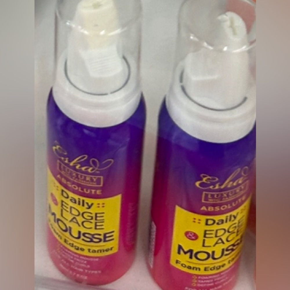 Esha Edge & Lace Mousse 2.7oz